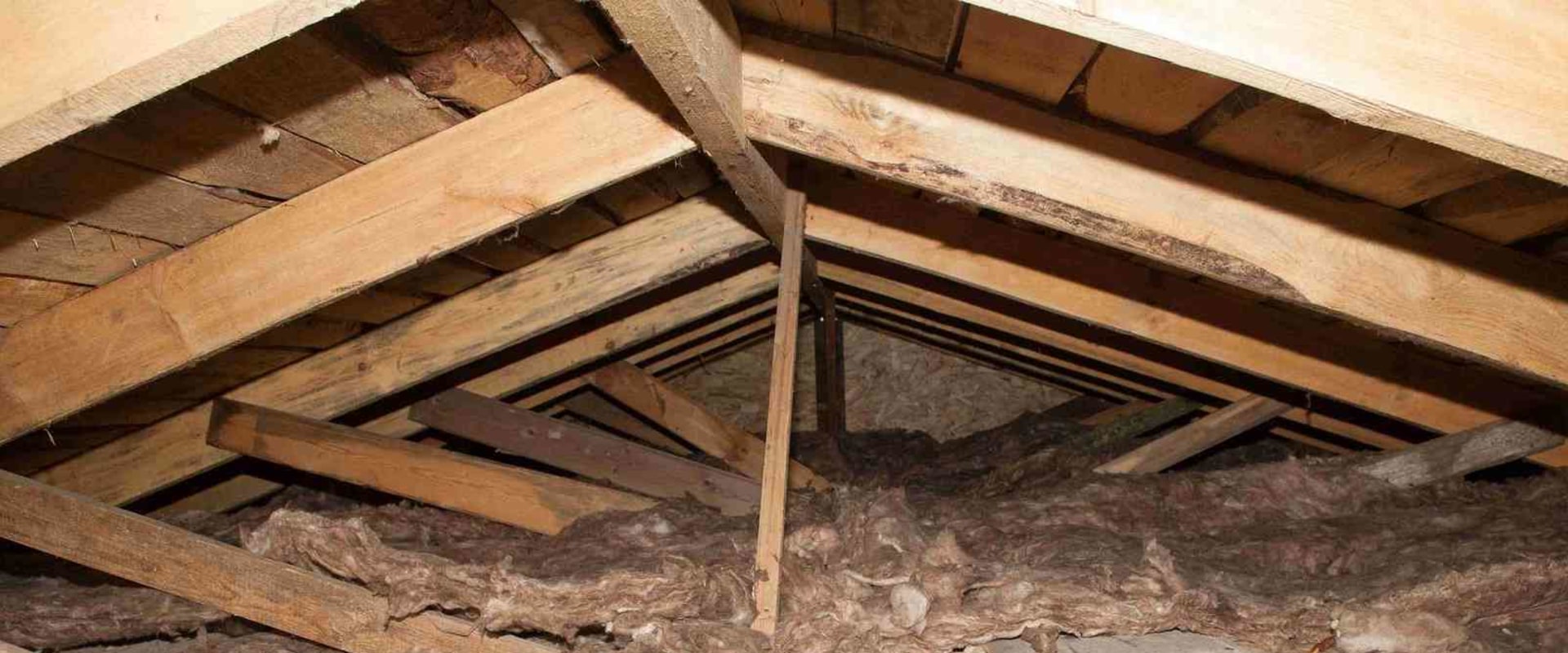 Avoid Common Mistakes When Installing Attic Insulation